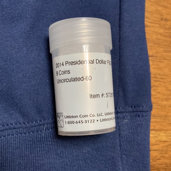 2014 presidential dollar P&D mint set eight coins uncirculated 60 from Littleton - Picture 2 of 4